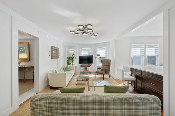 Interior, Living room, Pendant Lights