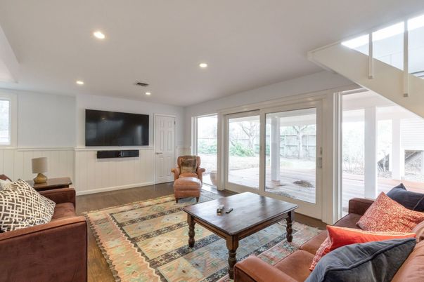 Interior, Living room, Recessed Lighting, Wood Texture Flooring