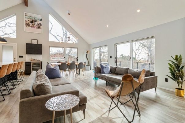 Dining room, Interior, Living room, Pendant Lights, Recessed Lighting, Wood Texture Flooring