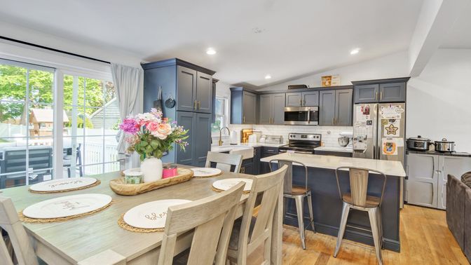 Dining room, Interior, Kitchen, Recessed Lighting, Stainless Steel Appliances, Wood Texture Flooring