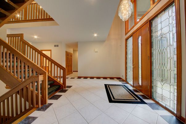 Chandelier, Interior, Recessed Lighting