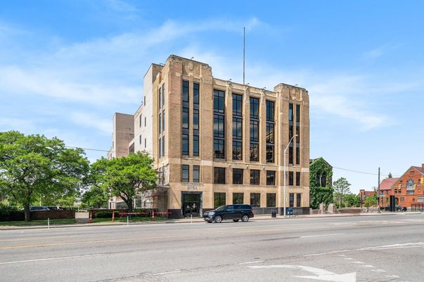 Exterior, Facade, Highrise