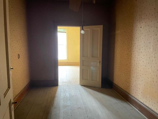 Interior, Pendant Lights, Wood Texture Flooring