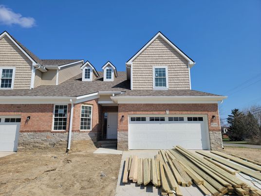 Attached, Exterior, Facade, Brick Facade, Ranch
