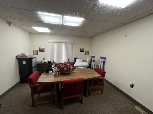 Dining room, Interior, Recessed Lighting