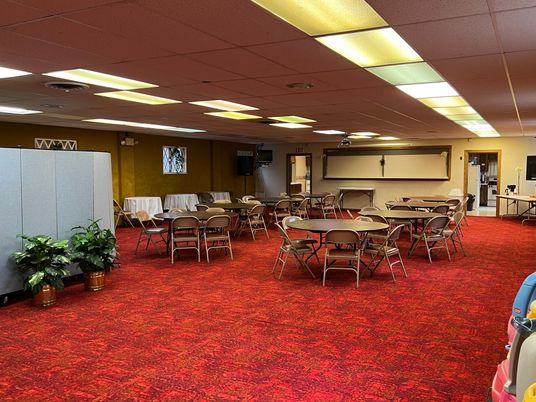 Dining room, Interior, Recessed Lighting