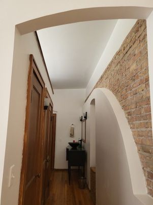 Interior, Piano, Stone Walls, Wood Texture Flooring