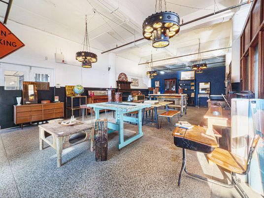 Dining room, Interior, Pendant Lights