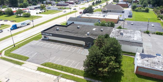 Exterior, Drone