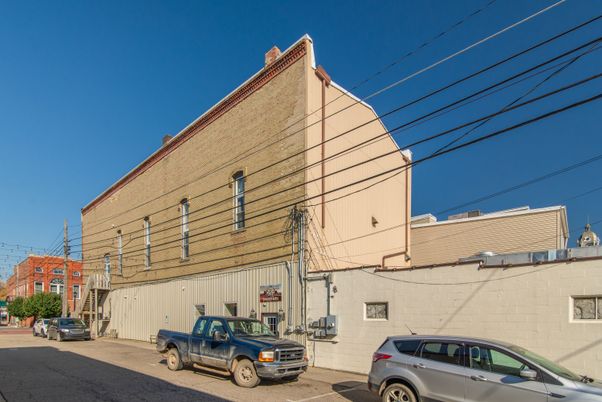 Exterior, Facade, None