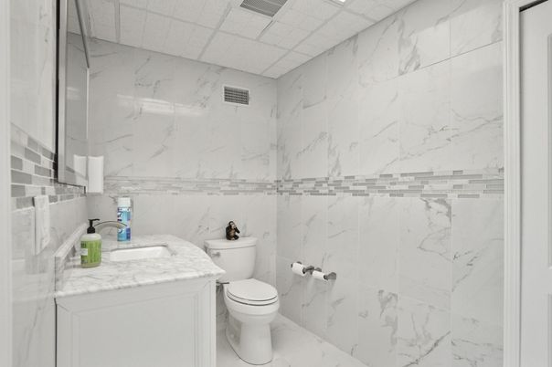 Bathroom, Interior, Marble, Marble Walls