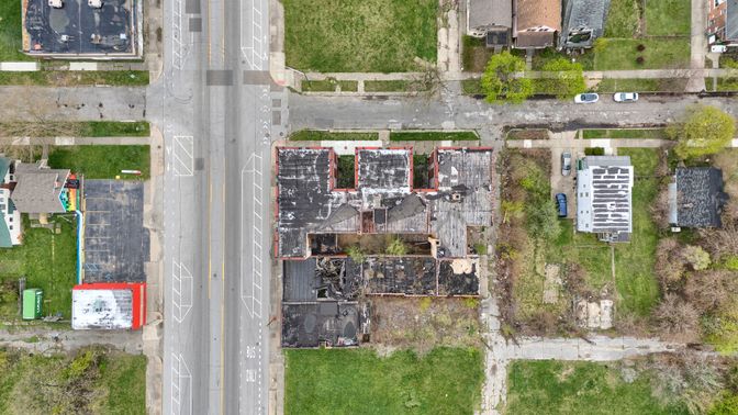 Exterior, Drone