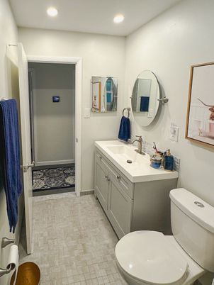 Bathroom, Dual Sink Vanities, Interior, Recessed Lighting