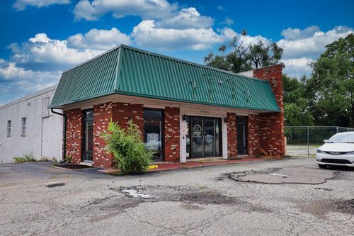 Exterior, Facade, Brick Facade, None