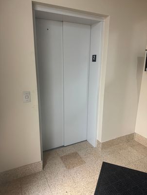 Elevator, Interior
