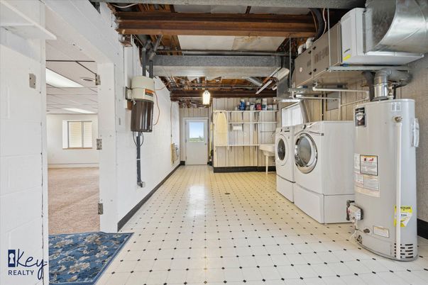 Interior, Utility Closets, Washer
