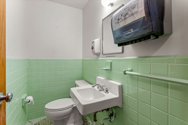 DE Listing image placeholder