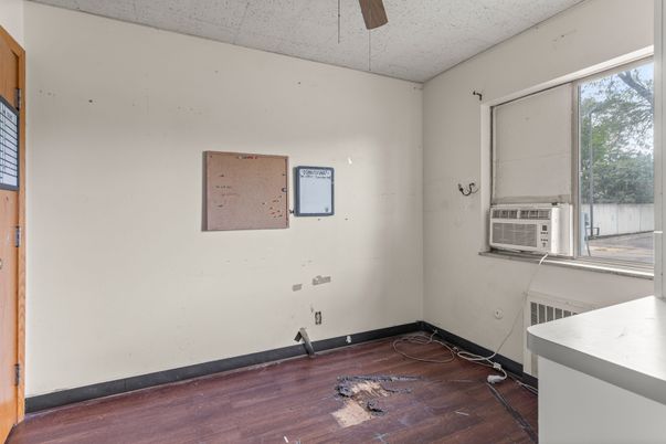 DE Listing image placeholder