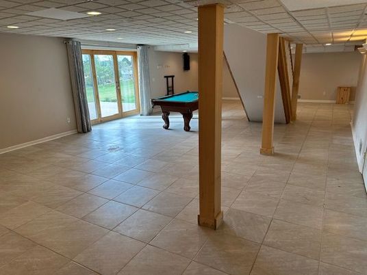 Billiard Table, Game Room, Interior, Recessed Lighting