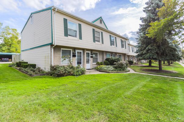 Backyard, Exterior, Facade, Cape Cod