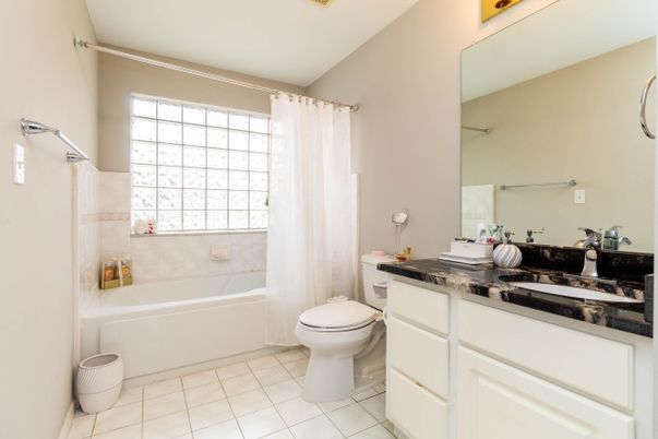 Bathroom, Interior