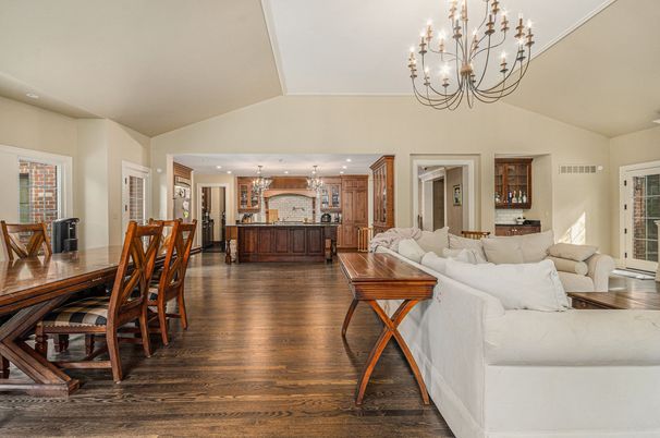 Chandelier, Dining room, Interior, Living room, Recessed Lighting, Wood Texture Flooring