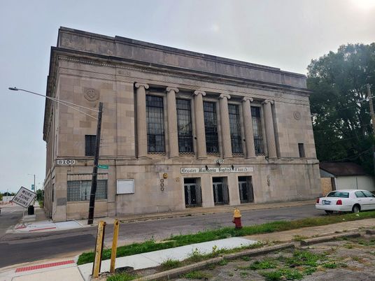 Exterior, Facade, Chicago School