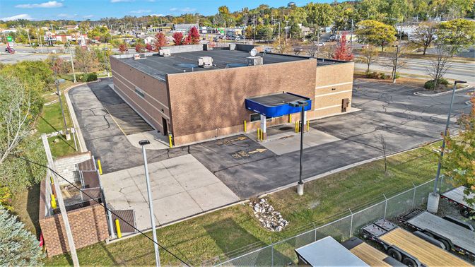Exterior, Drone