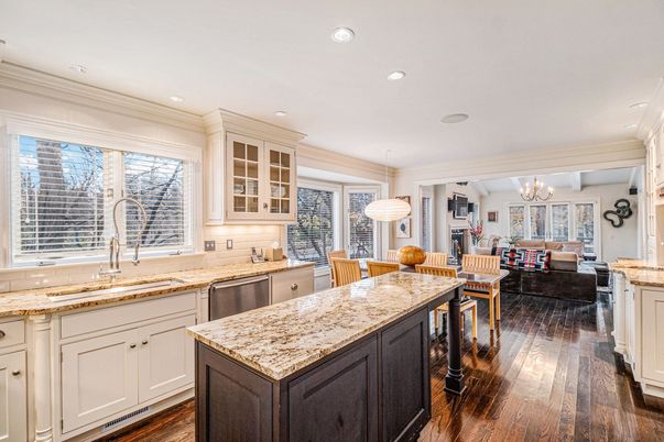Chandelier, Dining room, Interior, Kitchen, Living room, Recessed Lighting, Wood Texture Flooring
