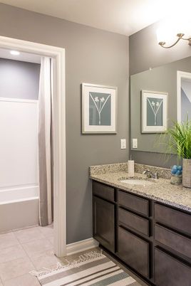 Bathroom, Interior, Recessed Lighting