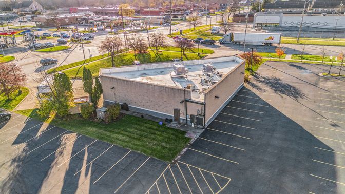 Exterior, Drone