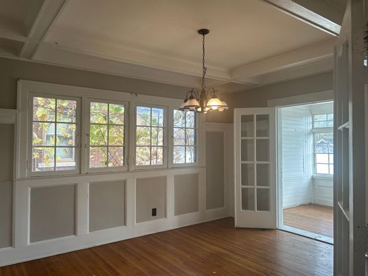 Chandelier, Empty room, Interior, Pendant Lights, Wood Texture Flooring