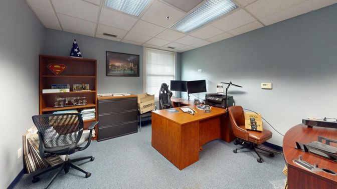 Home Office, Interior