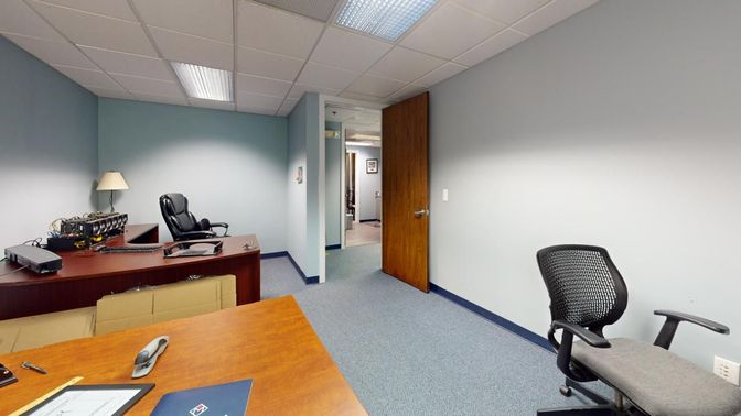 Home Office, Interior