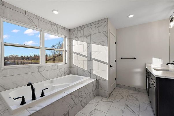 Bathroom, Interior, Marble, Marble Walls, Recessed Lighting
