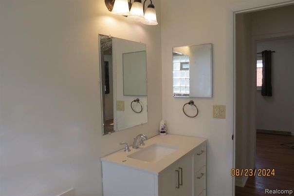 Bathroom, Interior, Wood Texture Flooring