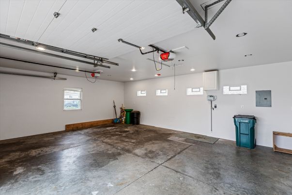Garage, Interior, Recessed Lighting