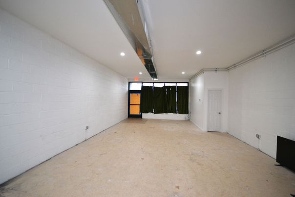 Empty room, Interior, Recessed Lighting, Stone Walls