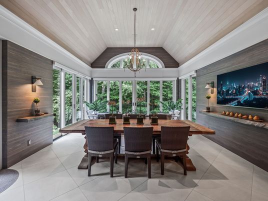 Dining room, Interior, Pendant Lights, Recessed Lighting
