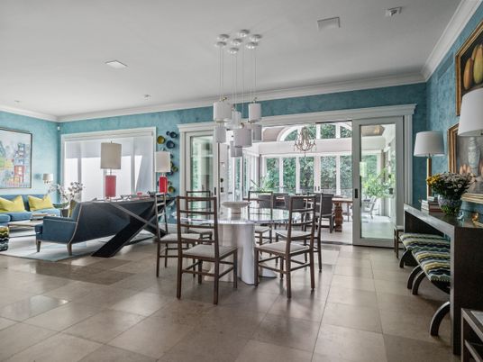 Dining room, Interior, Living room, Pendant Lights, Recessed Lighting