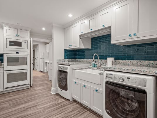 Interior, Kitchen, Recessed Lighting, Washer, Wood Texture Flooring