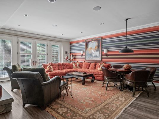 Dining room, Interior, Living room, Pendant Lights, Recessed Lighting, Wood Texture Flooring