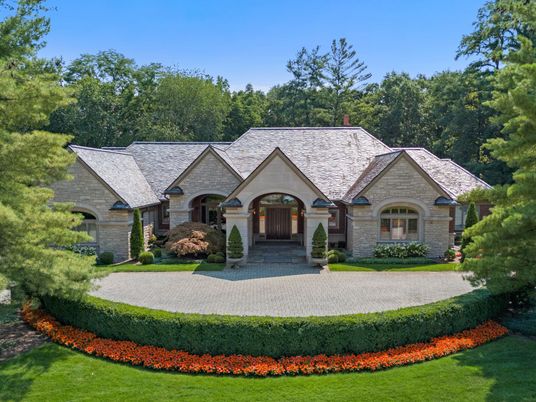 Backyard, Exterior, Facade, French Provincial