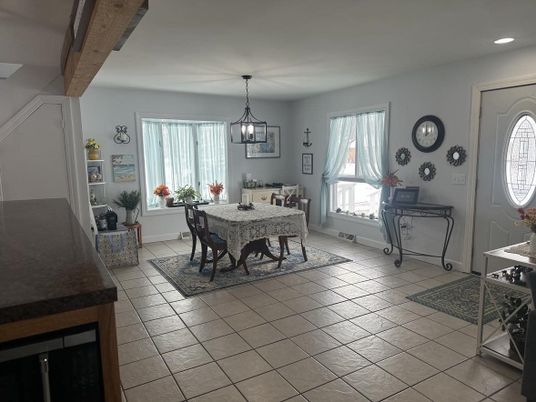Dining room, Interior, Pendant Lights, Recessed Lighting, Wooden Beams
