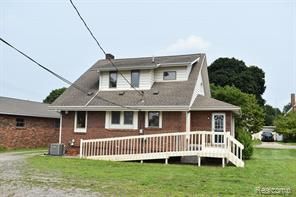 Backyard, Exterior, Facade, Brick Facade, Cape Cod