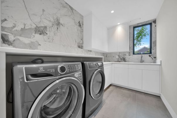 Interior, Recessed Lighting, Washer