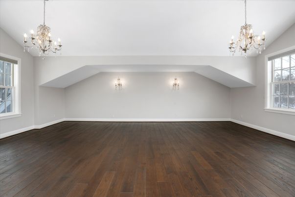 Chandelier, Empty room, Interior, Wood Texture Flooring