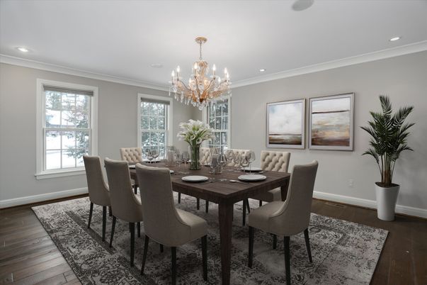 Chandelier, Dining room, Interior, Recessed Lighting, Wood Texture Flooring