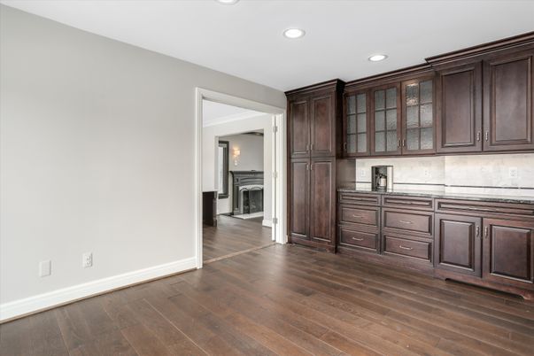 Fireplace, Interior, Kitchen, Recessed Lighting, Wood Texture Flooring