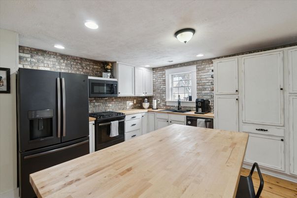 Interior, Kitchen, Recessed Lighting, Stone Walls, Wood Texture Flooring